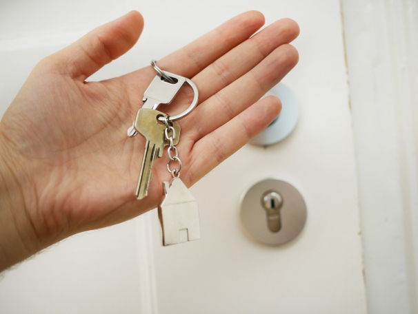 https://ConnieBetz.StopRentingStartOwning.com